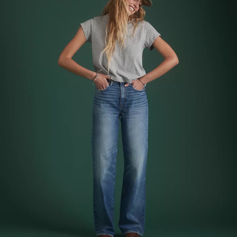 NEW AE77 Premium Stovepipe Straight Leg Jeans, Size 2